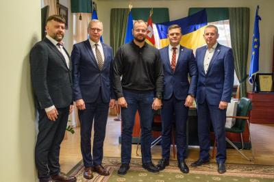 Tauragė oficialiai pradeda bendradarbiavimą su dar vienu Ukrainos miestu - Lutsku.
