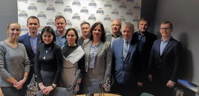 Išvažiuojamasis TAVA narių susirinkimas  TAVA nario TAURAGĖS RADIJAS studijoje