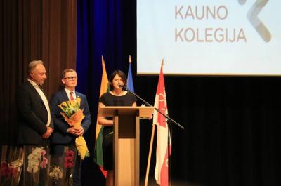 Kauno kolegijos Tauragės skyriaus dvyliktosios laidos absolventams įteikti profesinio ba