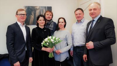 TAVA  nariai pasveikino pirmininkę Giedrę Stulginskienę